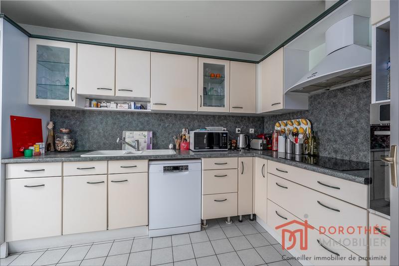 Maison - 95 m² - 5 pièces