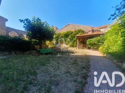 Maison - 288 m² - 11 pièces