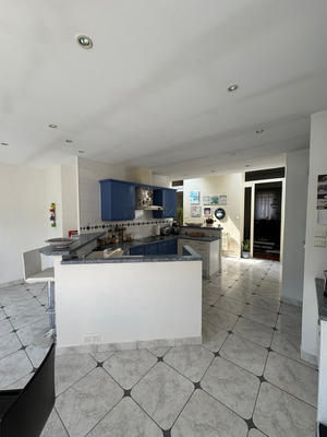 Maison - 166 m² - 5 pièces