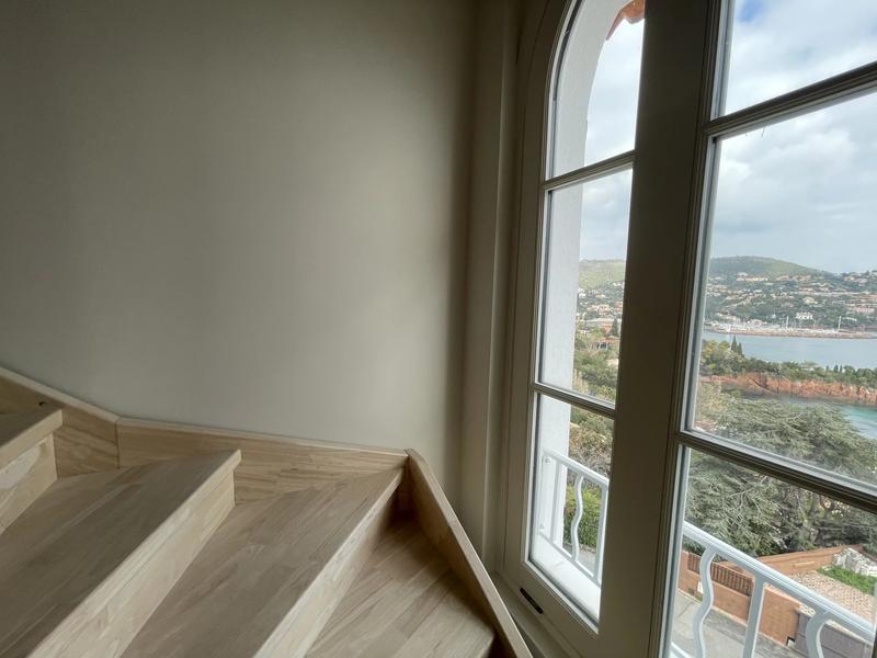 Appartement - 98 m² - 4 pièces