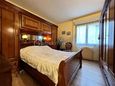 Appartement - 88 m² - 4 pièces