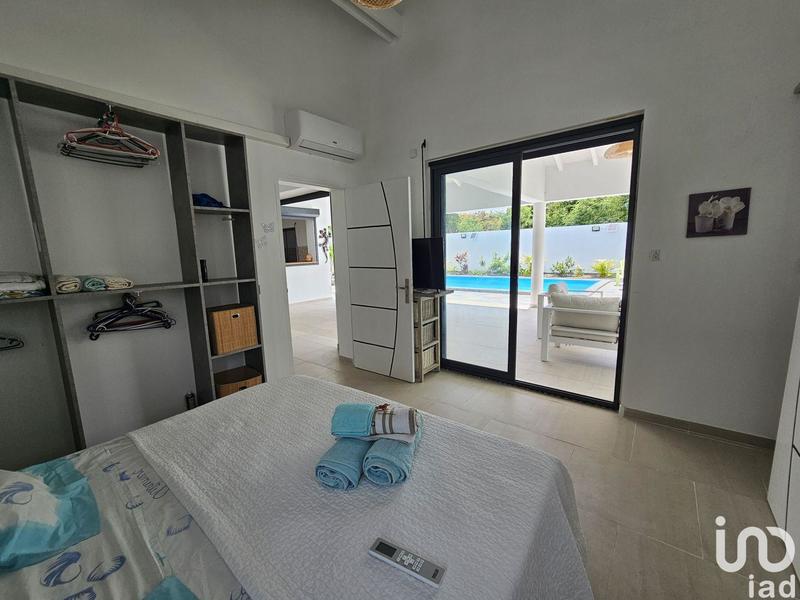 Maison - 111 m² - 4 pièces