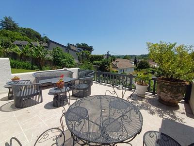 Maison ancienne - 182 m² - 7 pièces