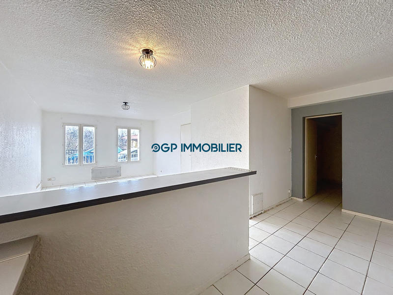 Appartement - 64 m² - 2 pièces