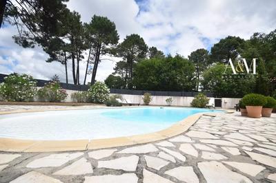 Villa - 185 m² - 7 pièces