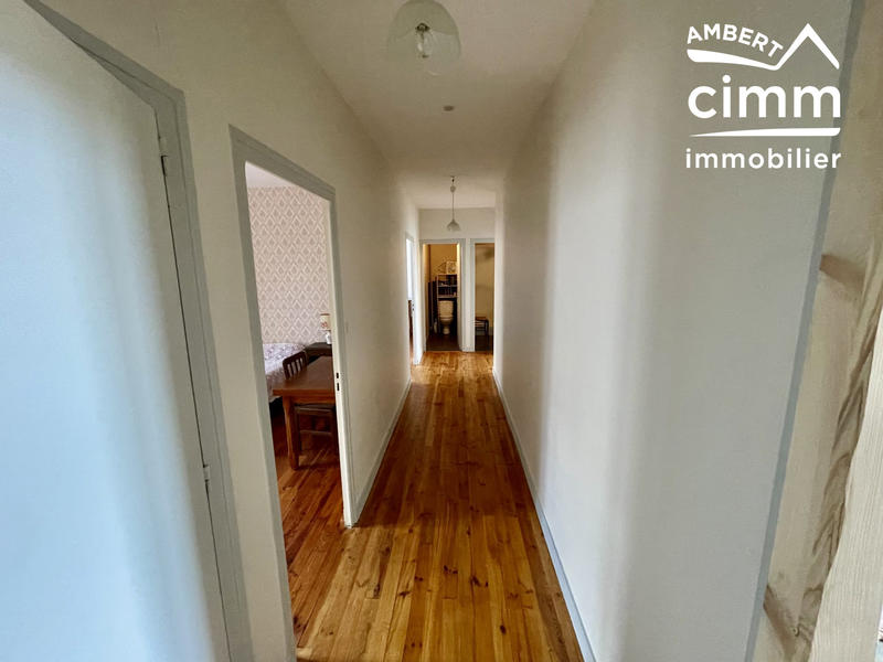 Maison - 209 m² - 8 pièces