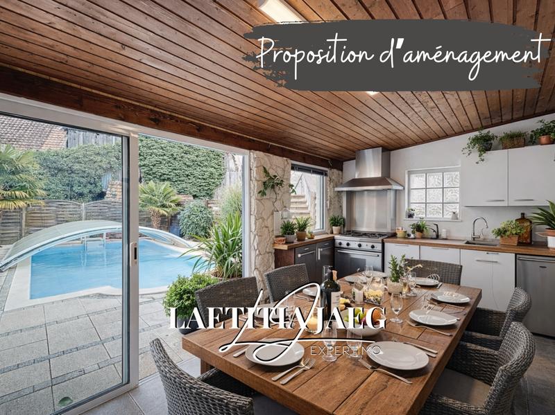 Maison - 272 m² - 10 pièces