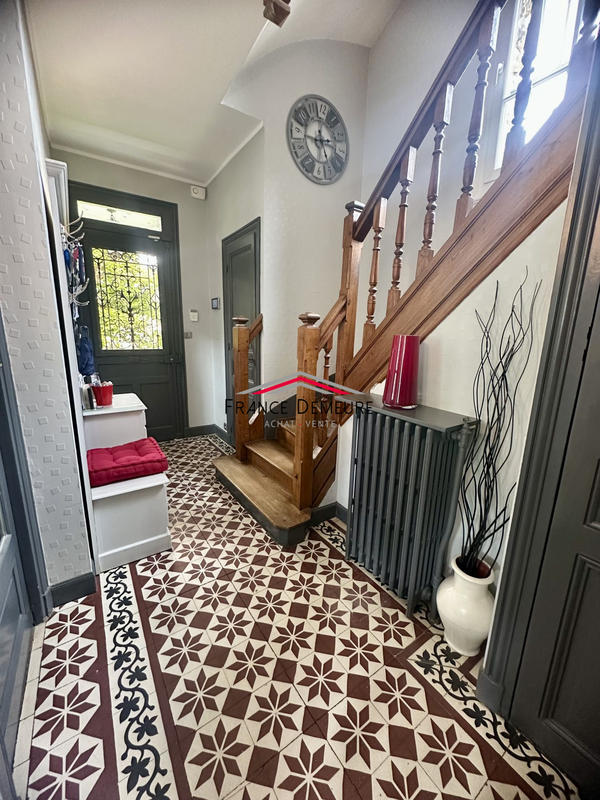 Maison - 130 m² - 6 pièces