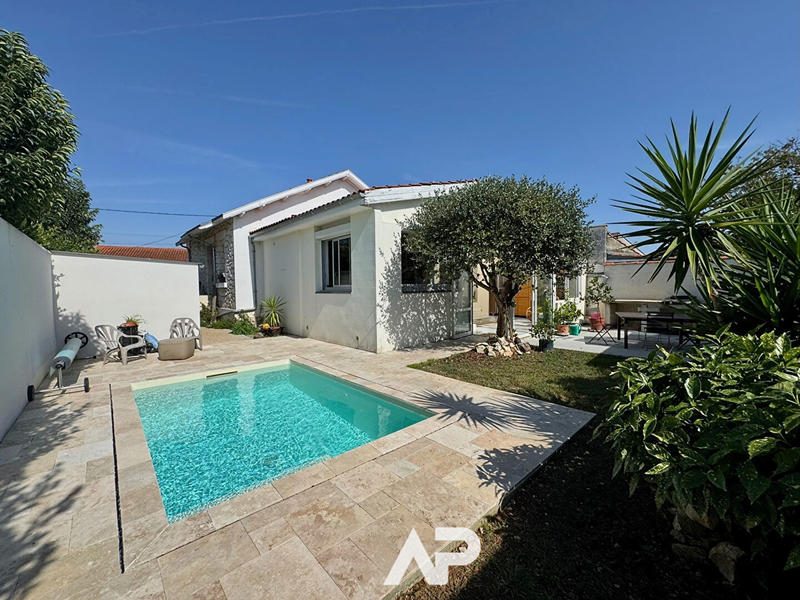 Maison - 97 m² - 5 pièces