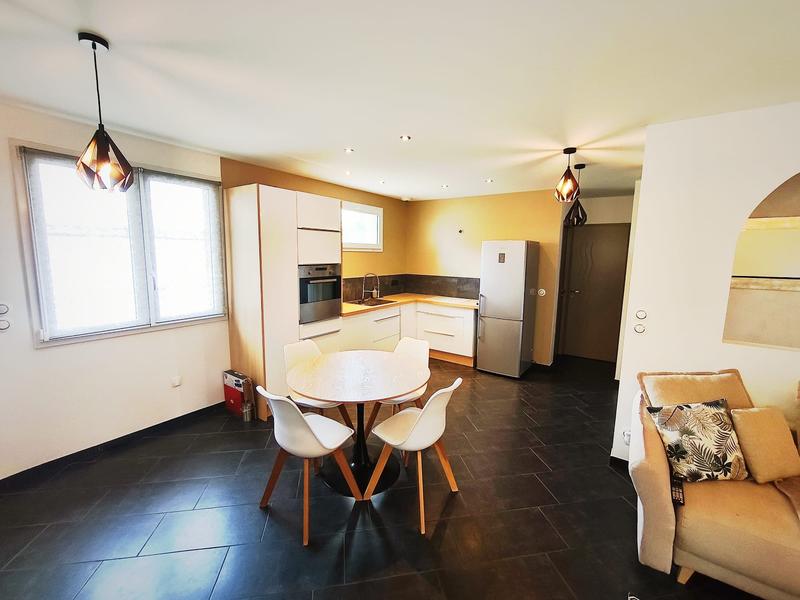 Maison - 80 m² - 3 pièces