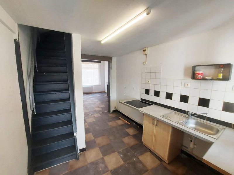 Maison traditionnelle - 145 m² - 9 pièces