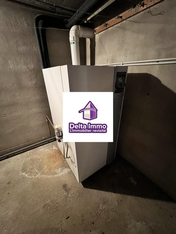 Maison - 185 m² - 11 pièces