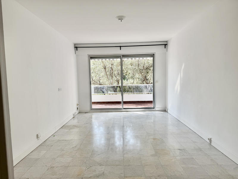 Appartement - 90 m² - 3 pièces