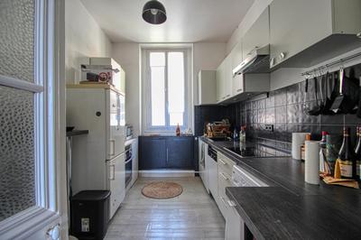 Appartement - 90 m² - 4 pièces