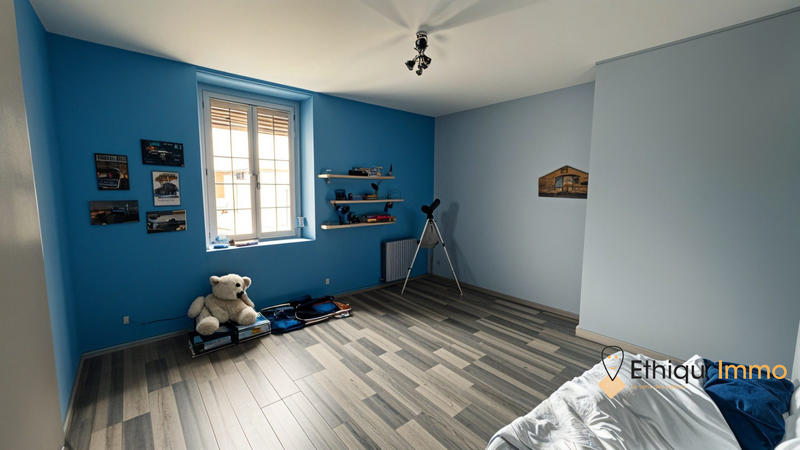 Maison ancienne - 207 m² - 8 pièces