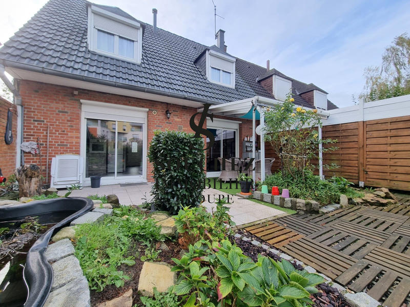 Maison - 102 m² - 5 pièces