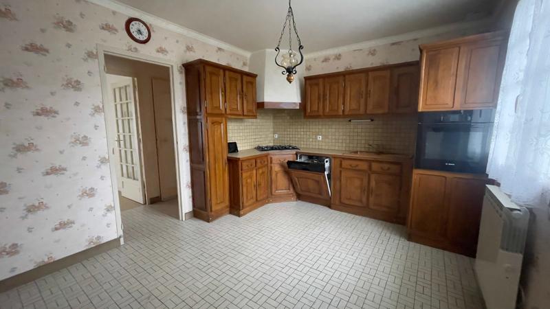 Maison - 92 m² - 5 pièces