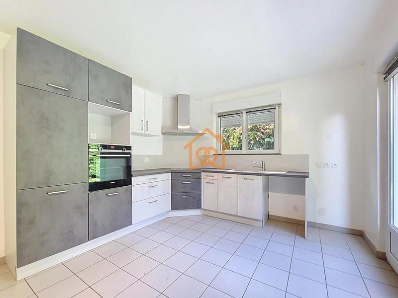 Villa - 244 m² - 7 pièces