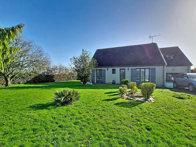 Maison - 95 m² - 5 pièces