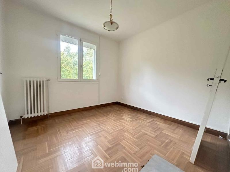 Maison - 140 m² - 8 pièces