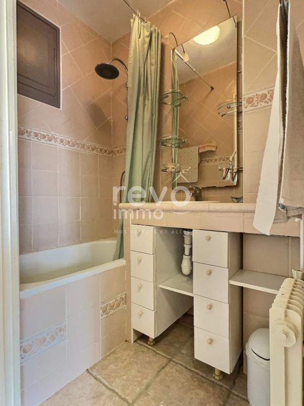 Maison - 223 m² - 8 pièces