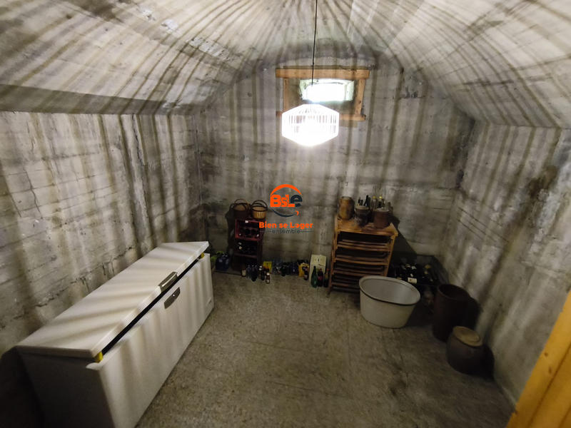 Villa - 223 m² - 9 pièces