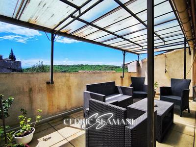 Maison - 195 m² - 7 pièces