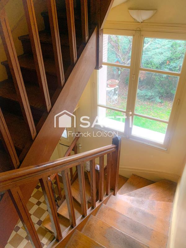 Maison - 166 m² - 7 pièces