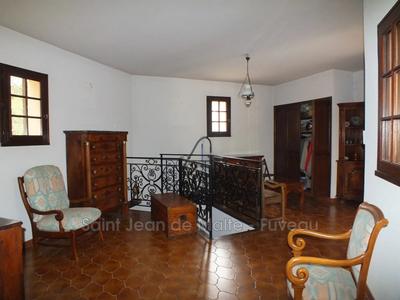 Villa - 210 m² - 7 pièces