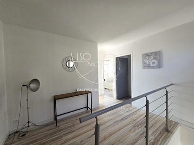 Maison traditionnelle - 110 m² - 5 pièces