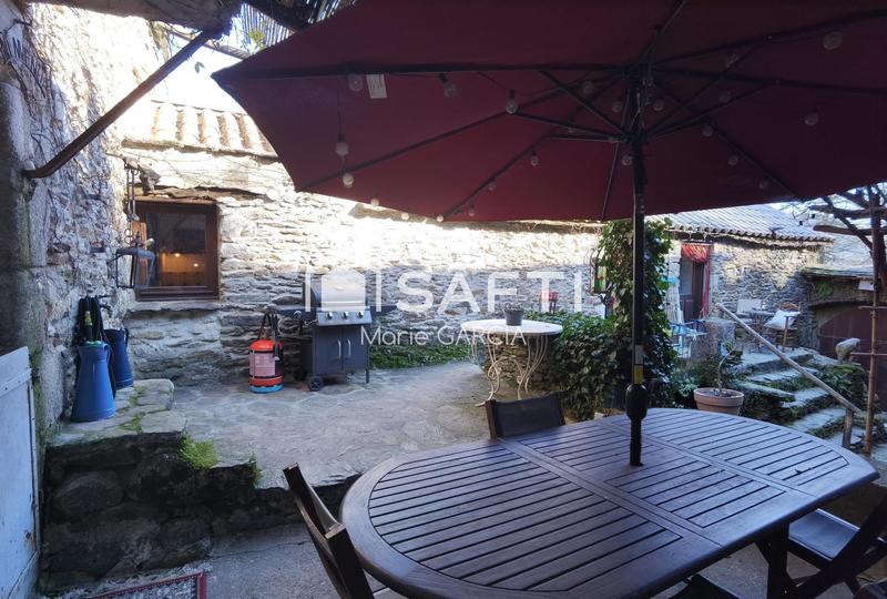 Maison - 103 m² - 5 pièces