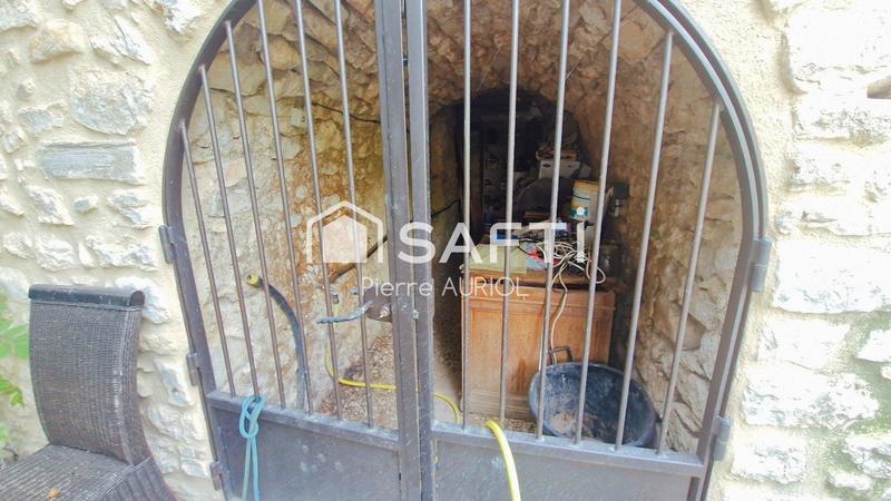 Maison de village - 87 m² - 4 pièces