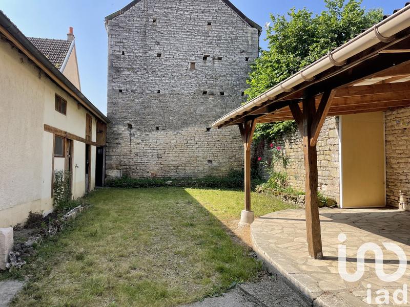 Maison de village - 102 m² - 4 pièces