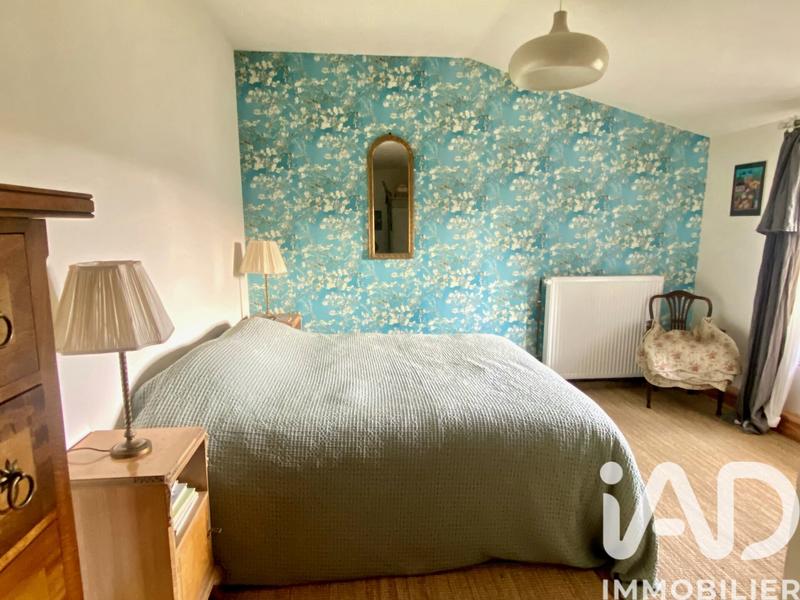 Maison - 230 m² - 6 pièces