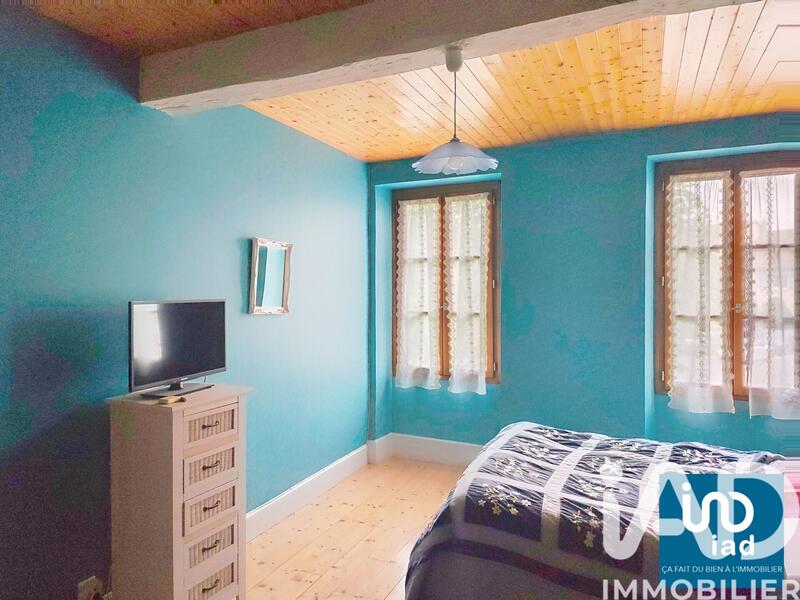 Maison - 216 m² - 8 pièces