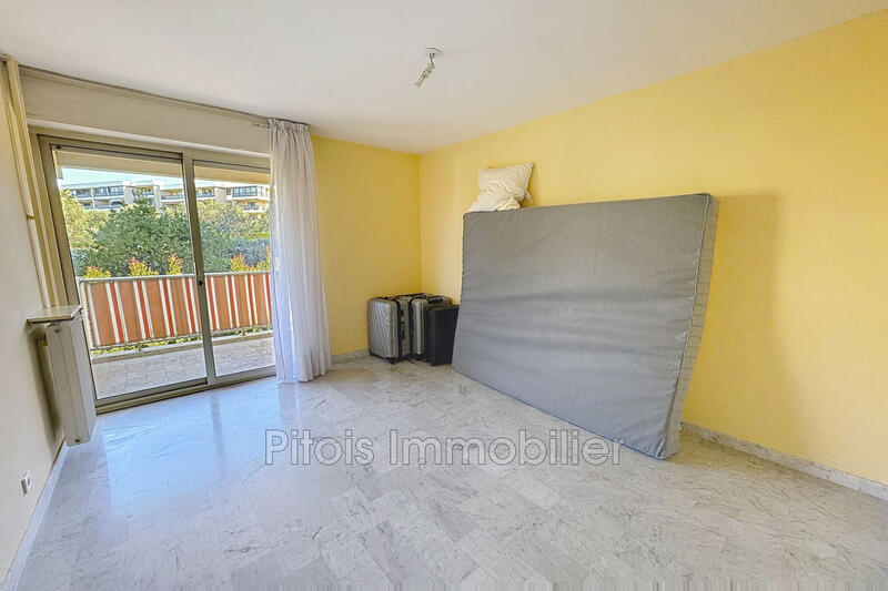 Appartement - 135 m² - 4 pièces