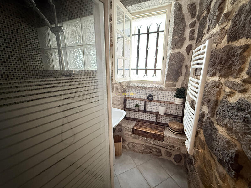 Maison - 121 m² - 6 pièces