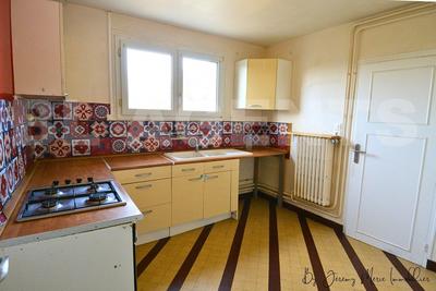 Maison jumelée - 97 m² - 6 pièces