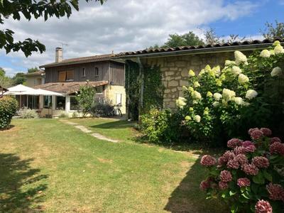 Maison - 193 m² - 5 pièces