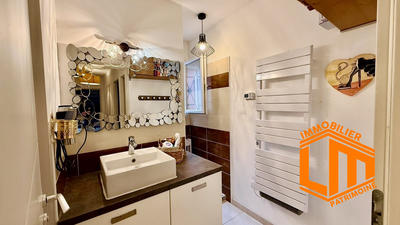 Maison - 93 m² - 5 pièces