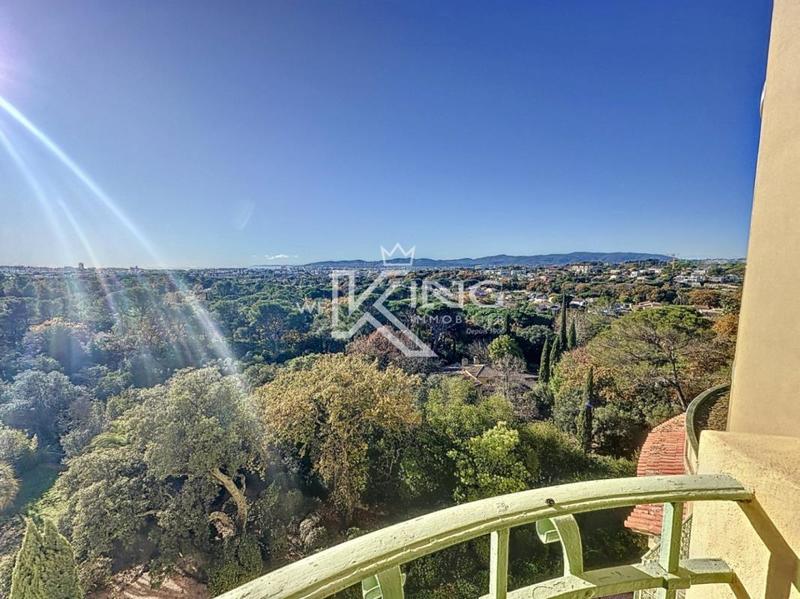 Appartement - 134 m² - 3 pièces