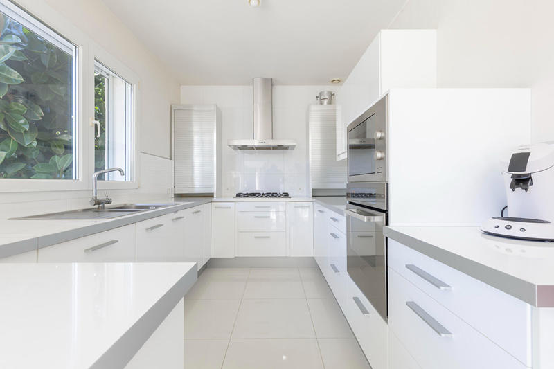 Maison - 143 m² - 4 pièces