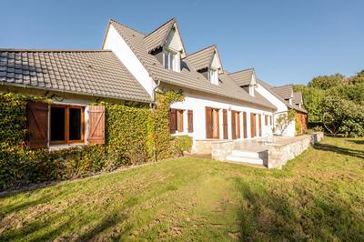 Maison - 306 m² - 7 pièces