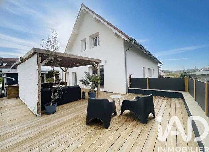 Maison - 172 m² - 7 pièces