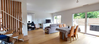 Maison - 132 m² - 5 pièces