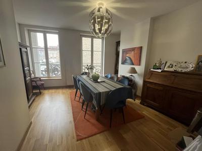 Appartement - 110 m² - 4 pièces
