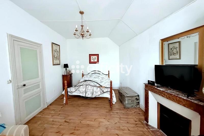 Maison - 162 m² - 6 pièces