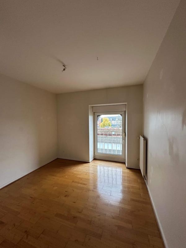 Appartement - 87 m² - 4 pièces