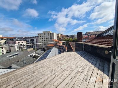 Loft - 175 m² - 5 pièces