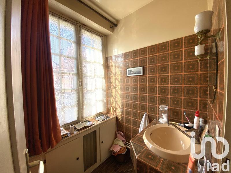 Maison - 174 m² - 8 pièces